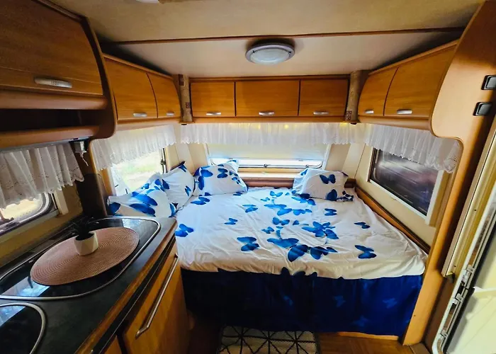 каравана Coco Bongo Къмпинг *