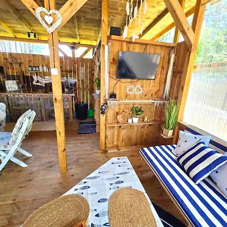 каравана Coco Bongo Camping Tjernomorets